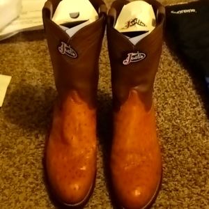 Justin ostrich skin boot